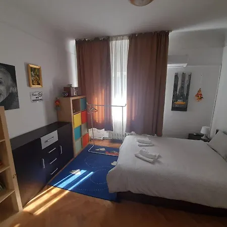 Old Apartament